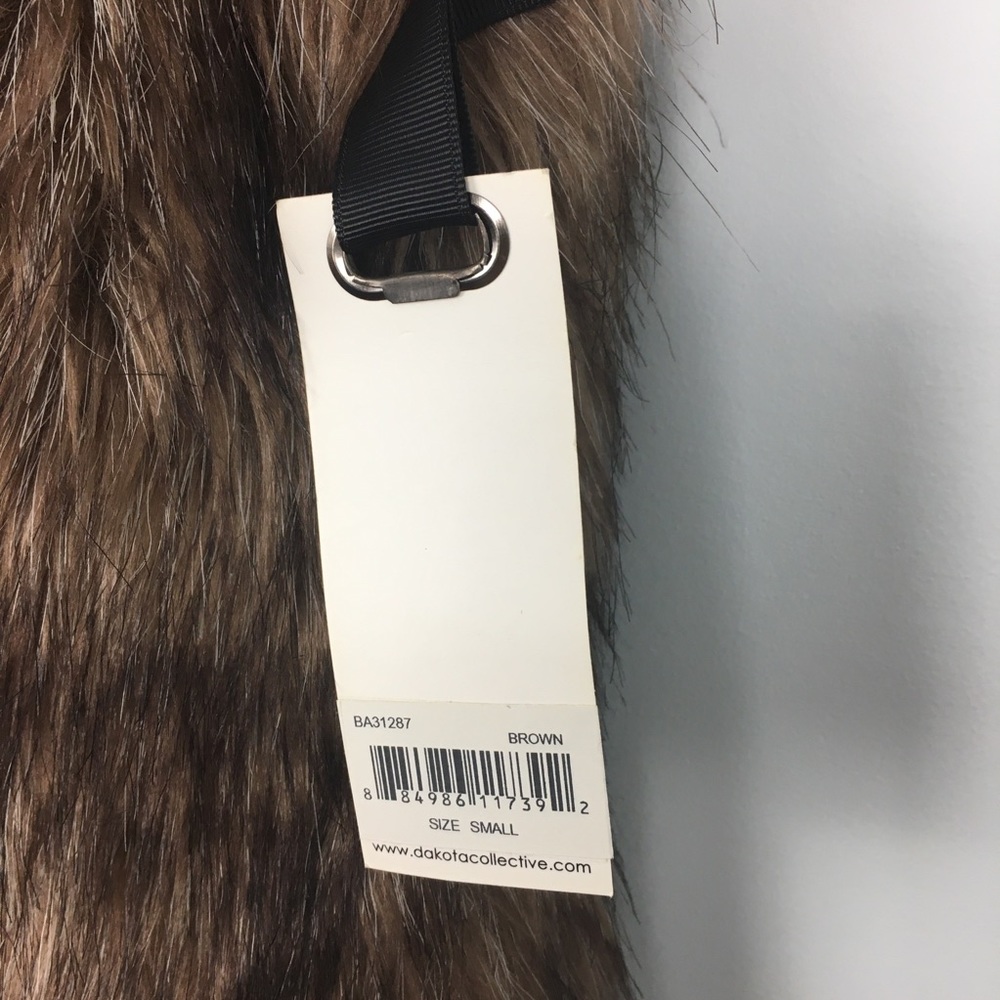 BB Dakota Gold Metal Studs Faux Leather Brown Faux Fur Vest Pockets Small NWT - Picture 12 of 16